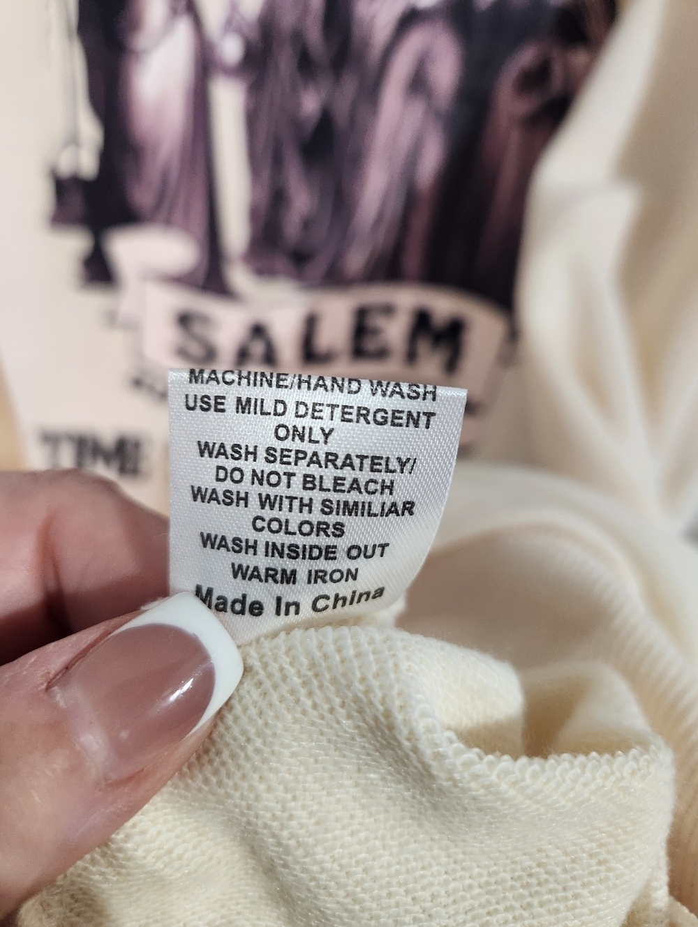 Girls Trip Salem Graphic Sweatshirt - Cream, Size XXL - Picture 4 of 8